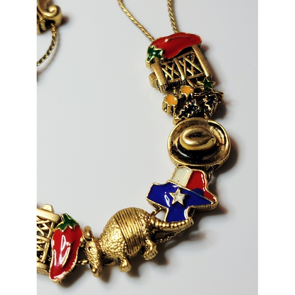Vintage Texas Slide Charm Bracelet Gold Tone Cowboy Hat Armadillo Chili Pepper - Picture 5 of 6